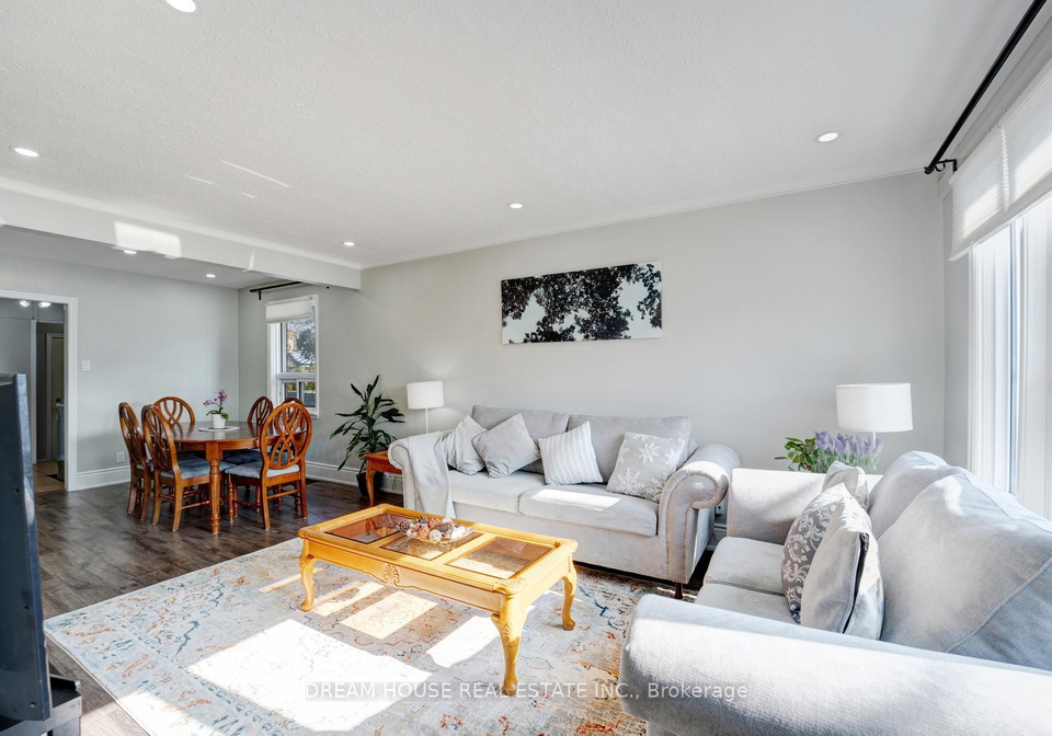 3256-st-clair-avenue-e-scarborough-ontario-e12808766