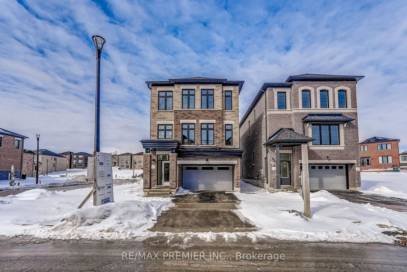 2938-starlight-drive-pickering-ontario-e12808786