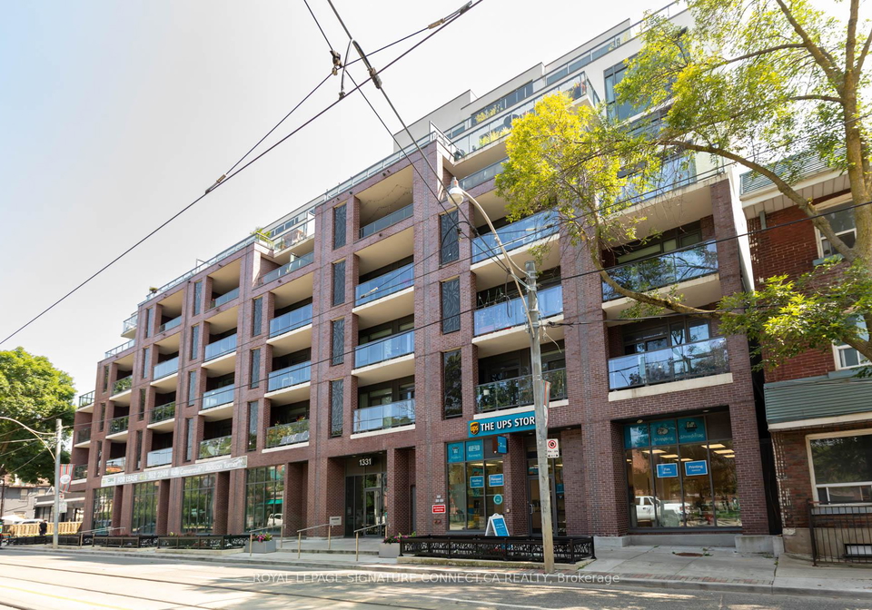1331-queen-street-e-toronto-ontario-e12809636