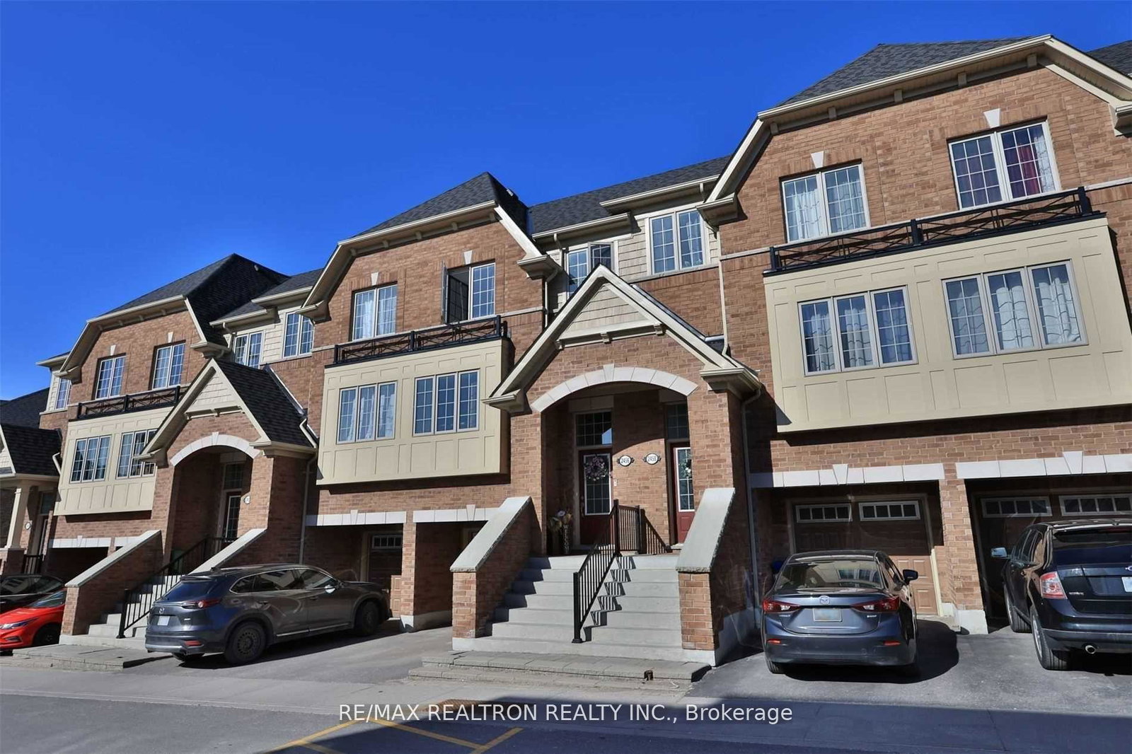 2456-bromus-path-oshawa-ontario-e12810180