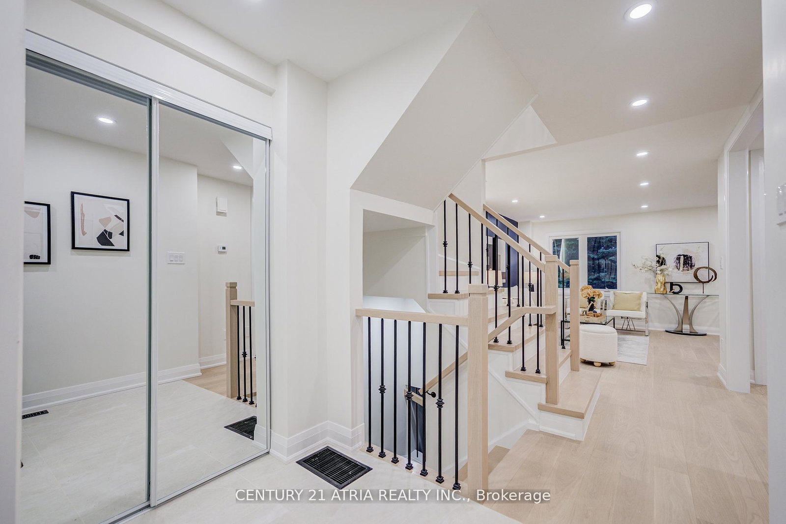 590-sandhurst-circle-scarborough-ontario-e12810854