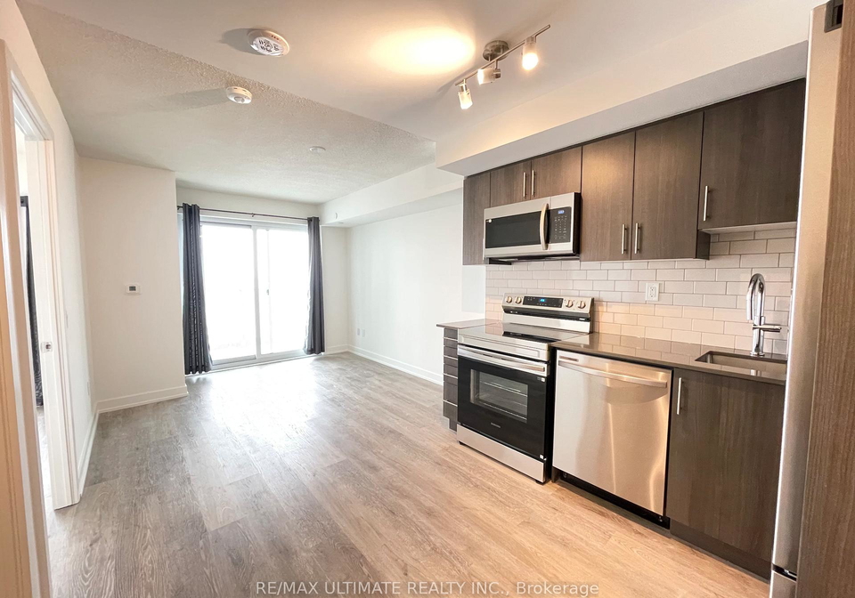 1010-sandy-beach-road-pickering-ontario-e12811158