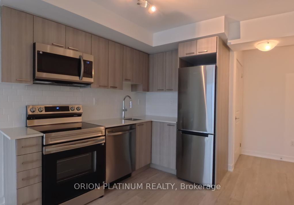 1010-sandy-beach-road-pickering-ontario-e12811698
