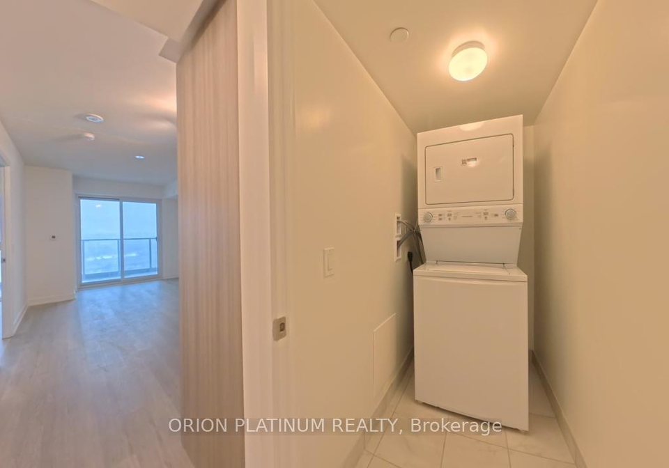 1010-sandy-beach-road-pickering-ontario-e12811698