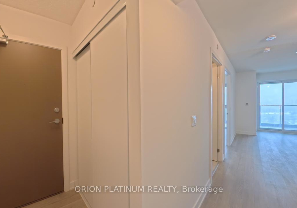 1010-sandy-beach-road-pickering-ontario-e12811698