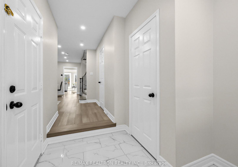 677-sunbird-trail-pickering-ontario-e12813262