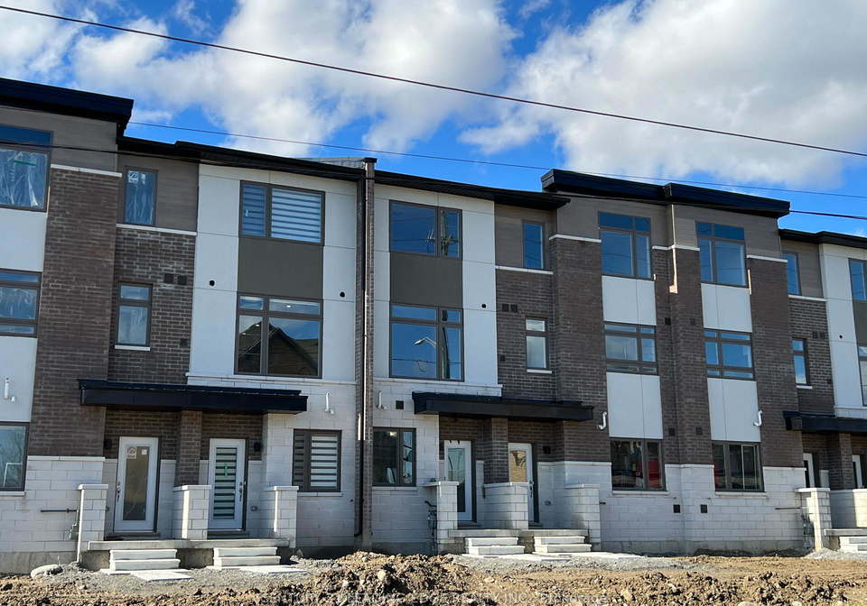250-finch-avenue-pickering-ontario-e12813532
