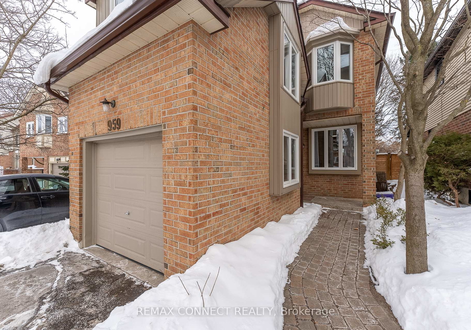 959-redbird-crescent-pickering-ontario-e12814494