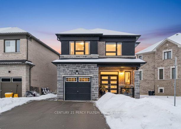 1453-mockingbird-square-pickering-ontario-e12815054