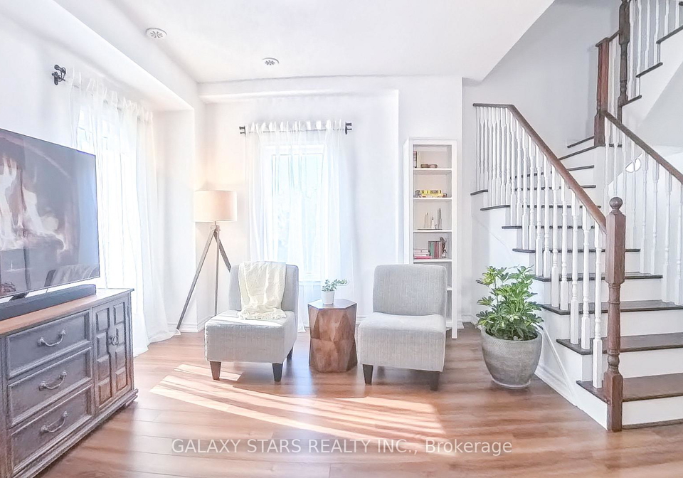 1050-elton-way-whitby-ontario-e12815354