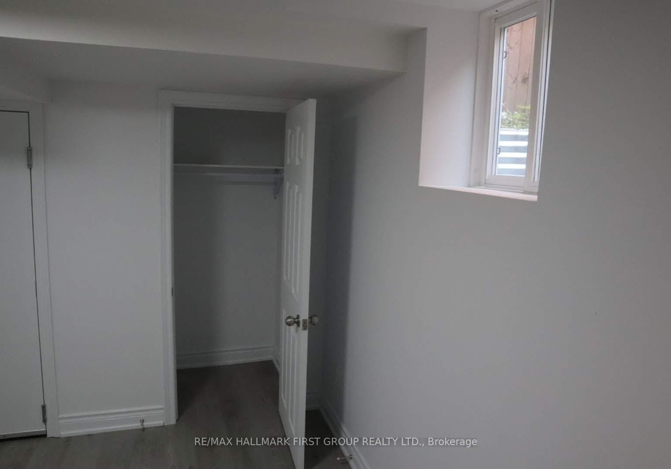 1627-baggins-street-pickering-ontario-e12816942
