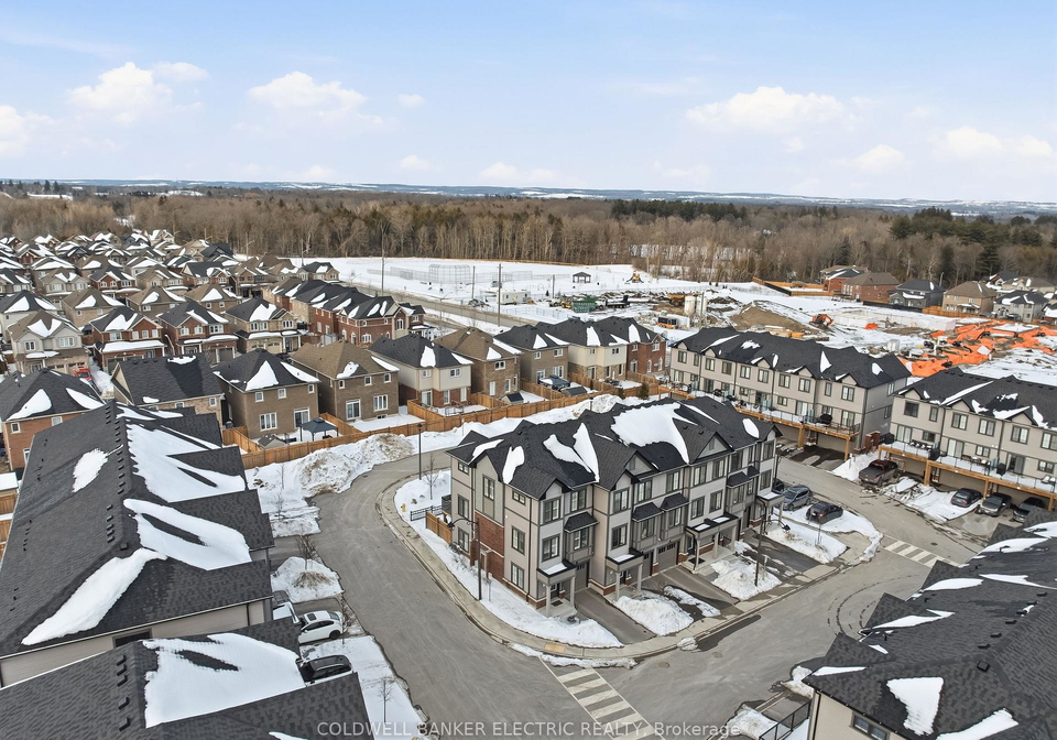 1-loana-lane-clarington-ontario-e12817022