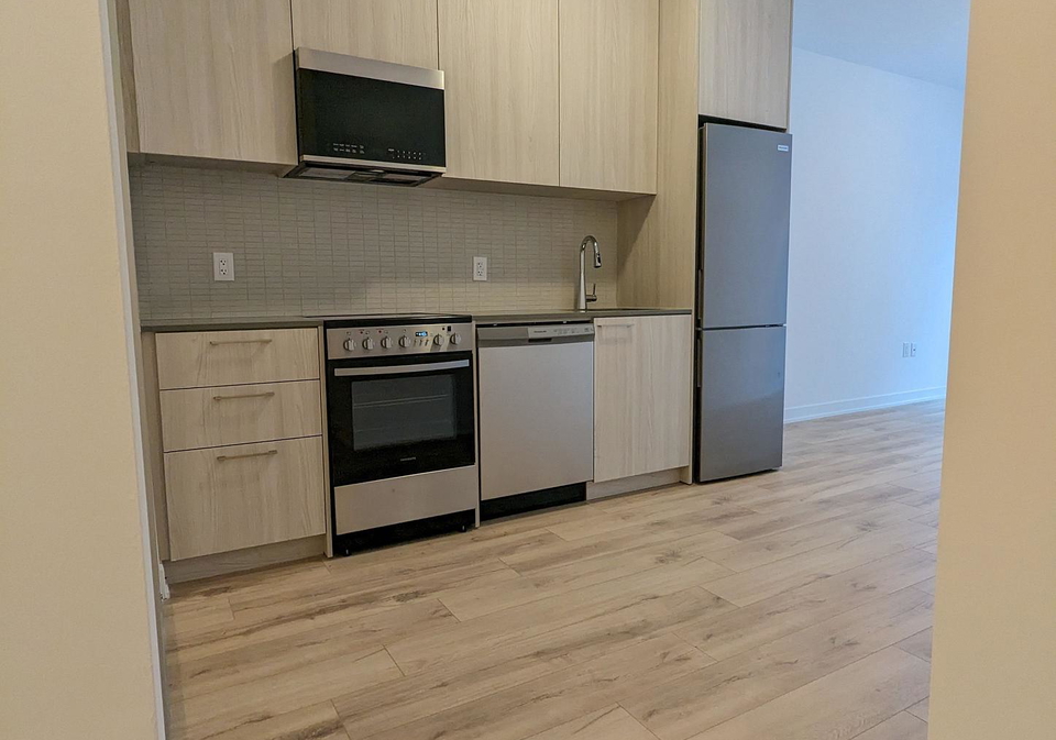 7437-kingston-road-scarborough-ontario-e12817050