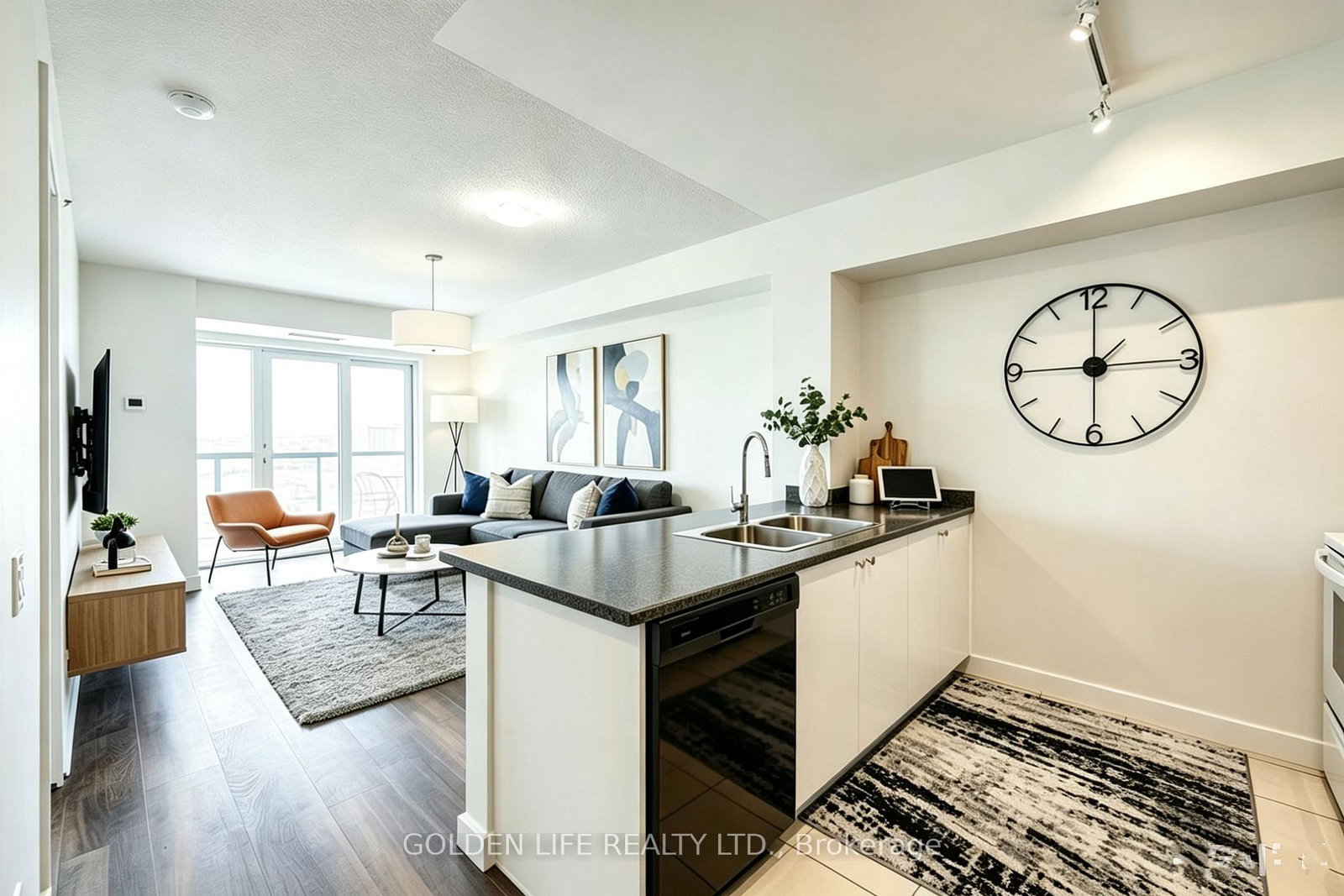 8-trent-avenue-toronto-ontario-e12817208