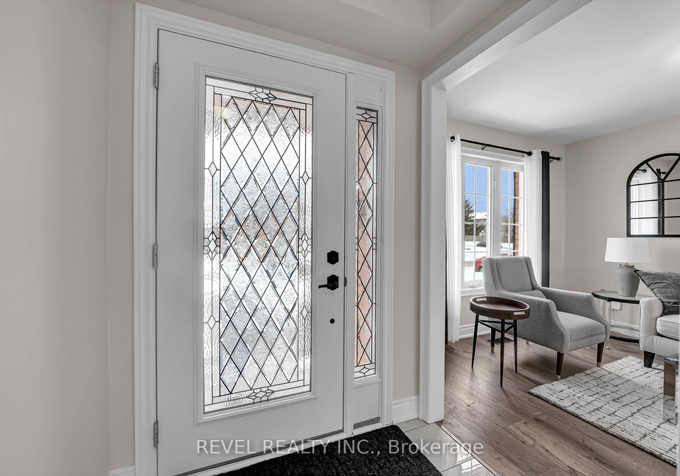 10-barron-court-clarington-ontario-e12817470