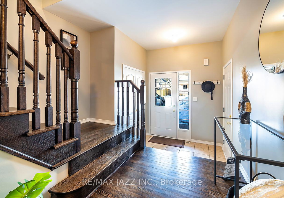 25-summerside-avenue-whitby-ontario-e12818830