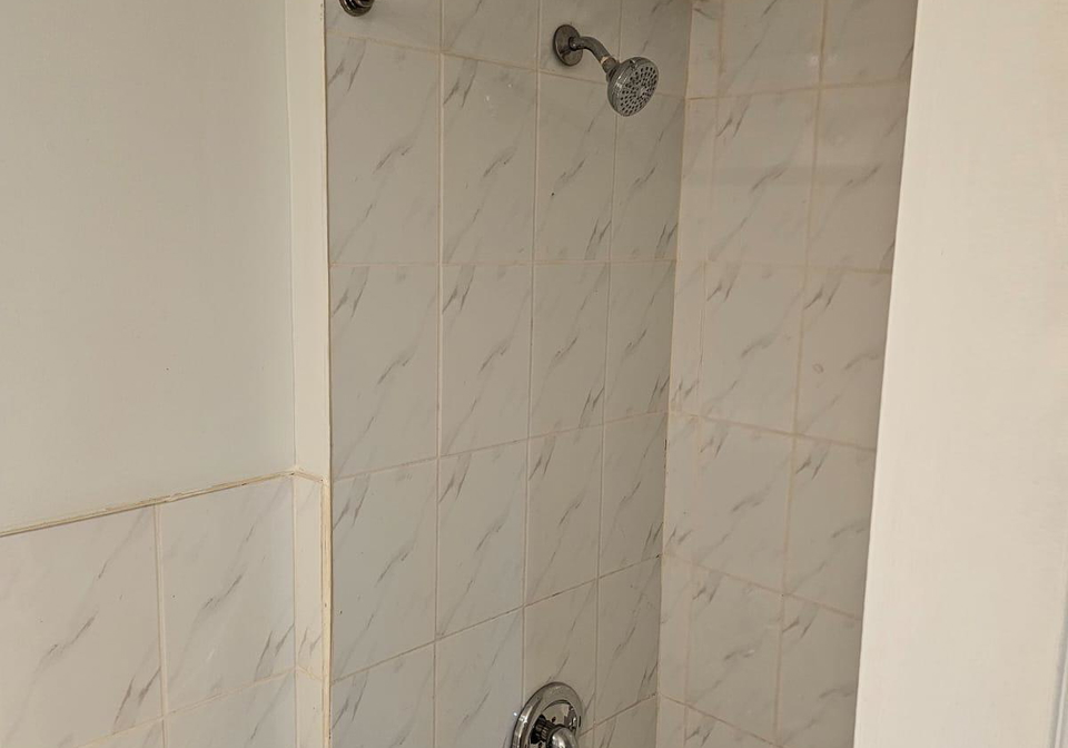 40-shell-drive-ajax-ontario-e12819078