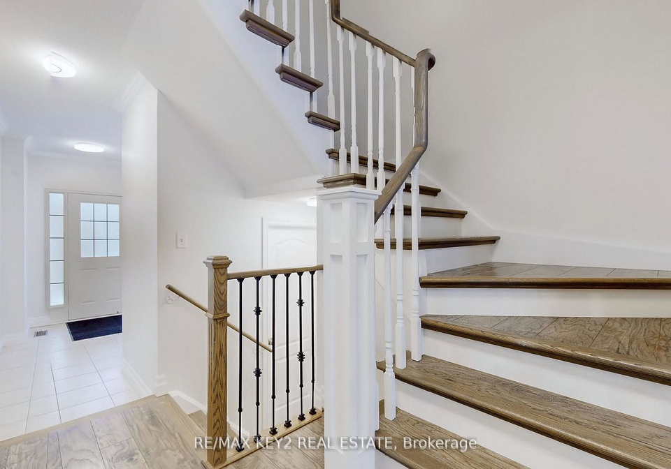 1617-frolis-street-oshawa-ontario-e12819346