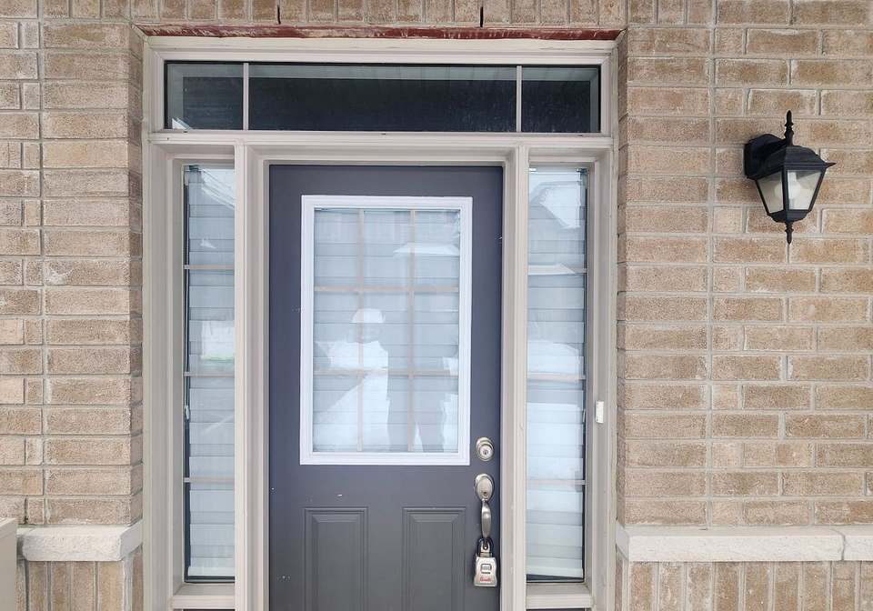 2517-athena-path-pickering-ontario-e12820568