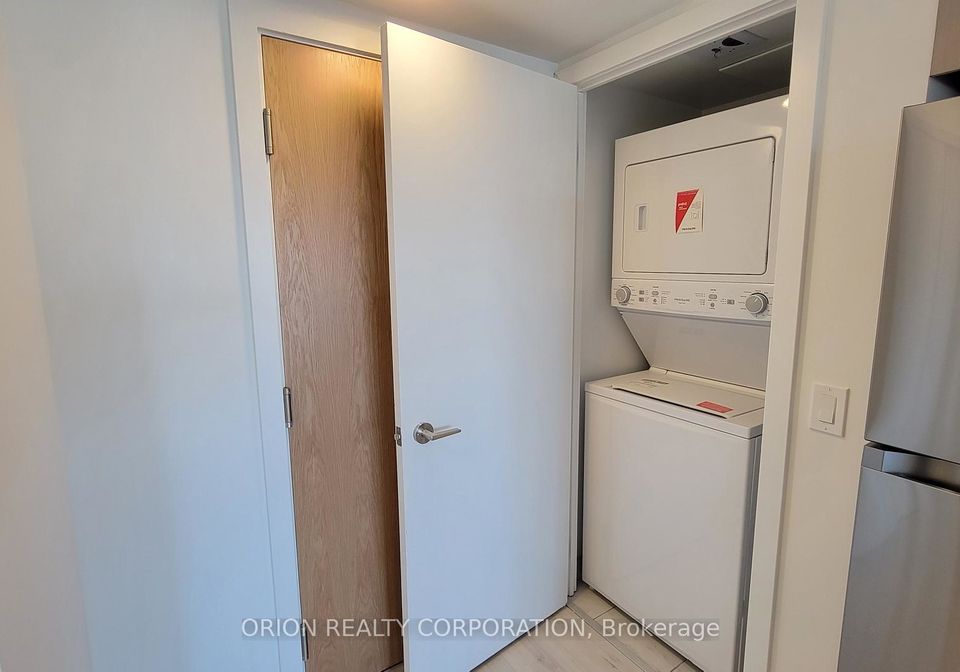 1435-celebration-drive-pickering-ontario-e12820882