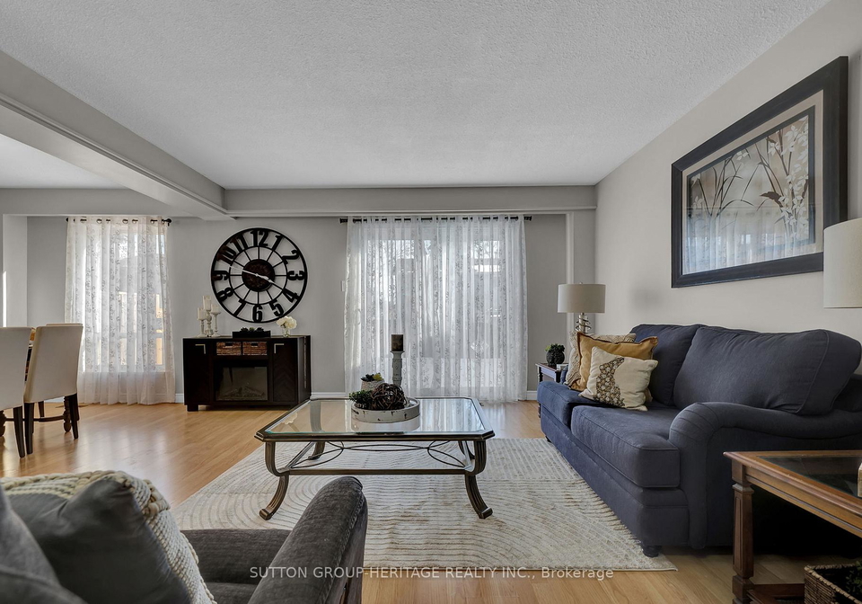 1glovers-road-oshawa-ontario-e12820984