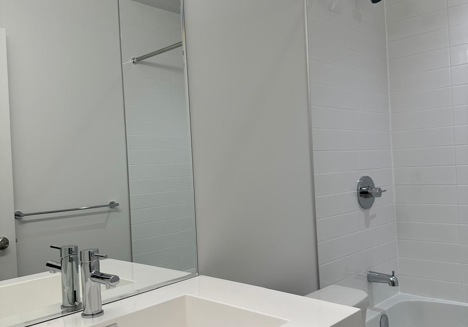 1010-dundas-street-e-whitby-ontario-e12821192