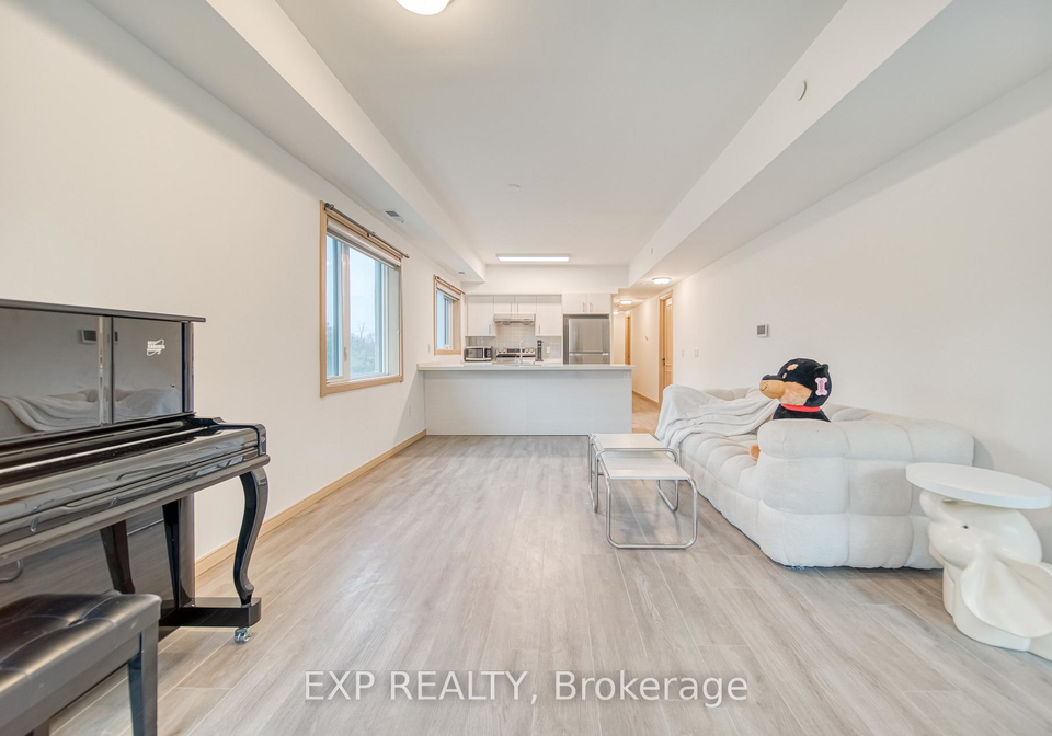 60-morecambe-gate-scarborough-ontario-e12821226