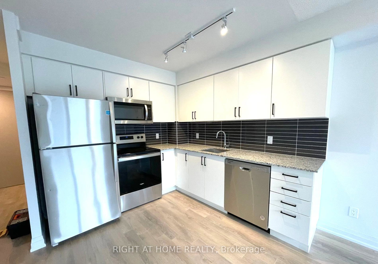 20-meadowglen-place-scarborough-ontario-e12821468