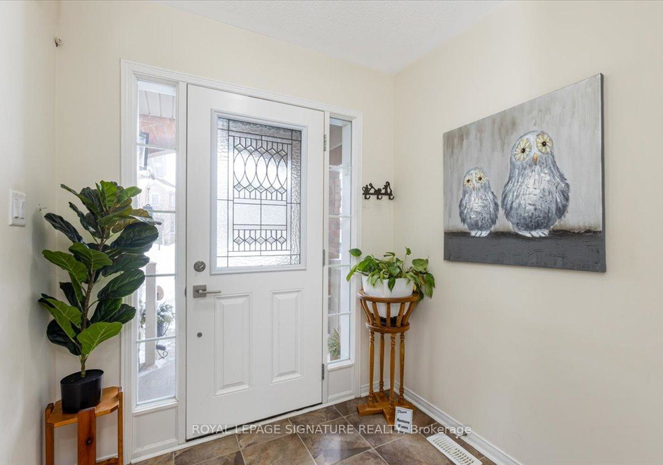 1110-schooling-drive-oshawa-ontario-e12822190