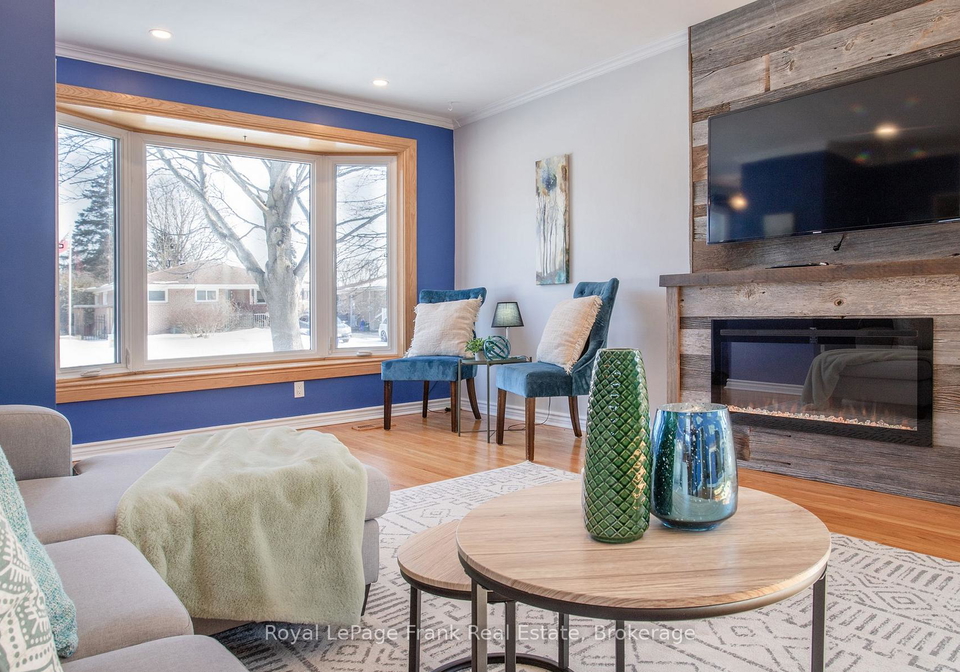 928-centre-street-n-whitby-ontario-e12822602