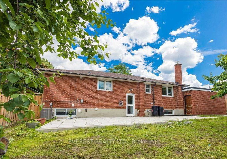 32-tremely-crescent-scarborough-ontario-e12822948