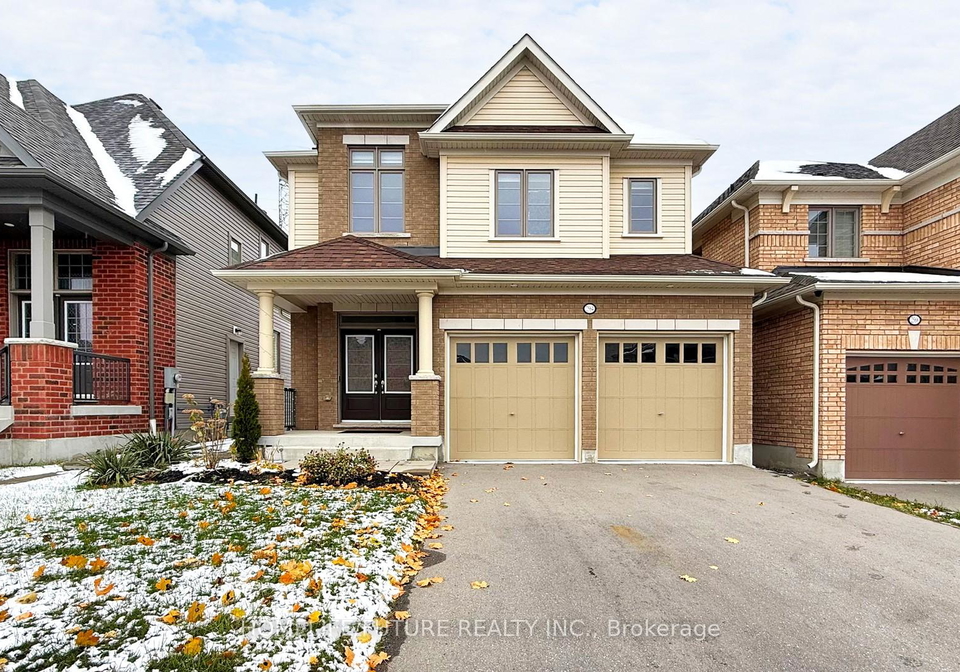 2564-orchestrate-drive-oshawa-ontario-e12823934