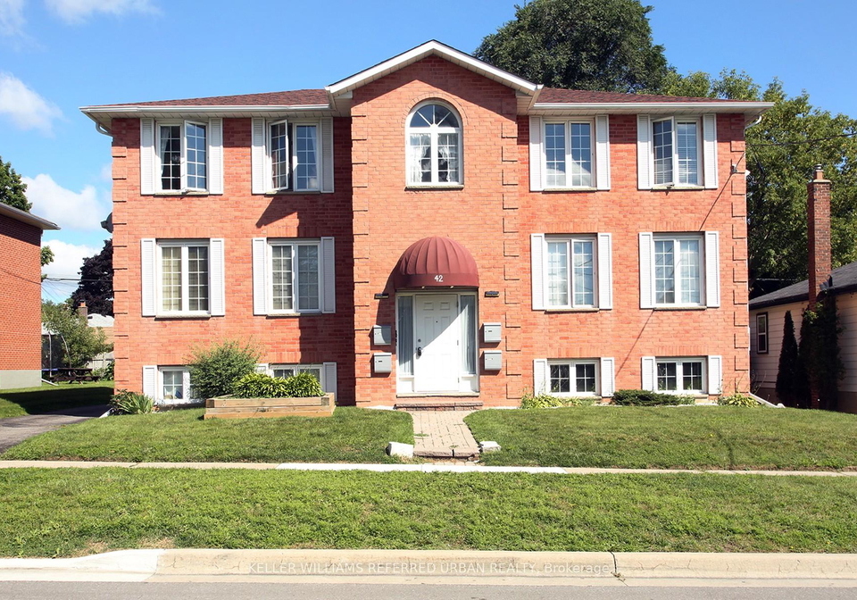 4tecumseh-avenue-oshawa-ontario-e12823956