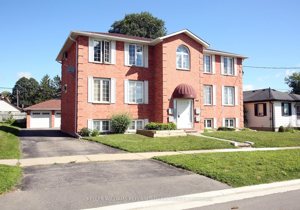 4tecumseh-avenue-oshawa-ontario-e12823956