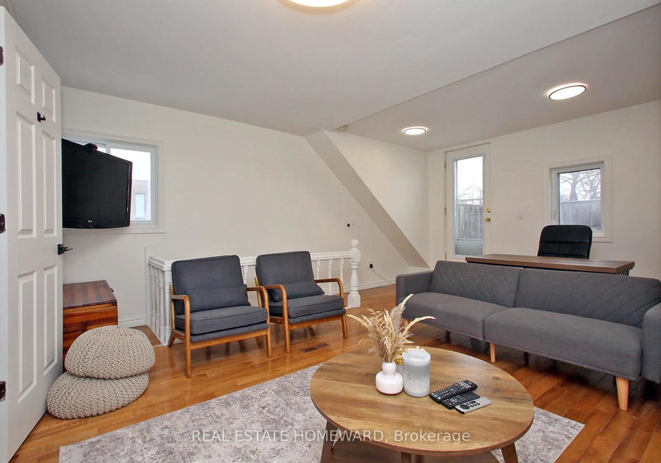 145-boston-avenue-toronto-ontario-e12823988