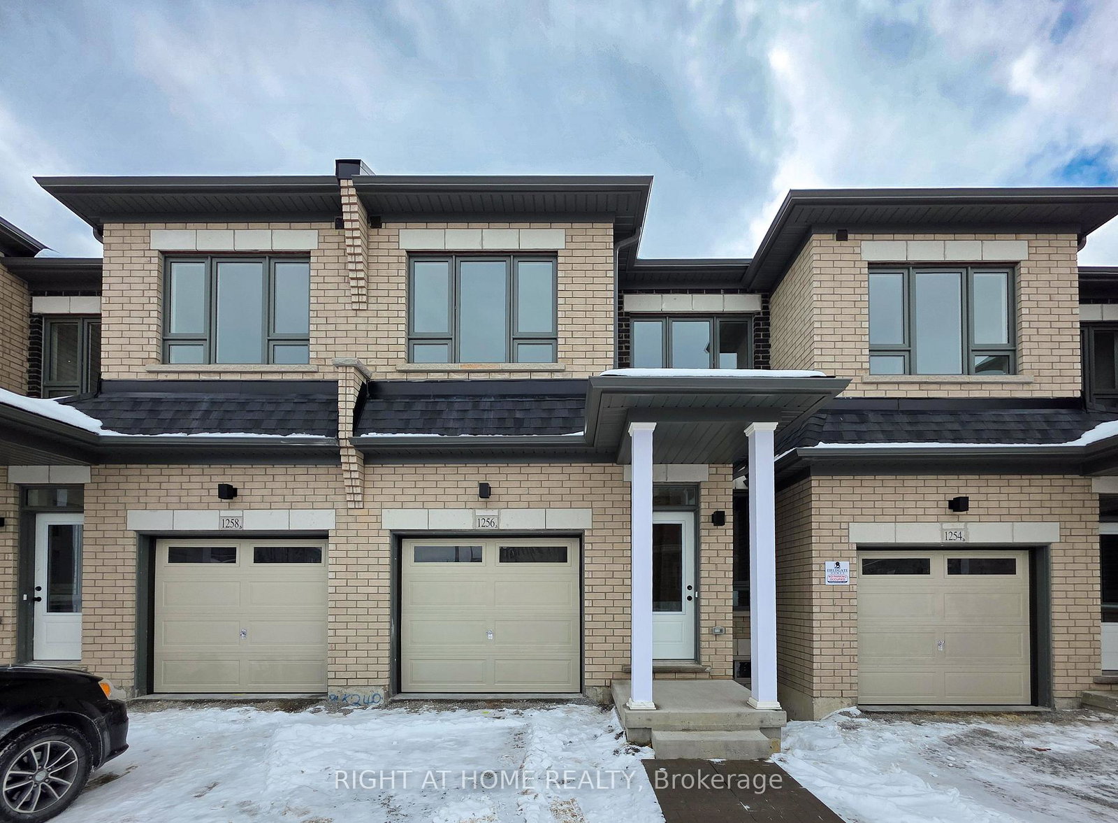 1256-elizabeth-mackenzie-drive-pickering-ontario-e12824818