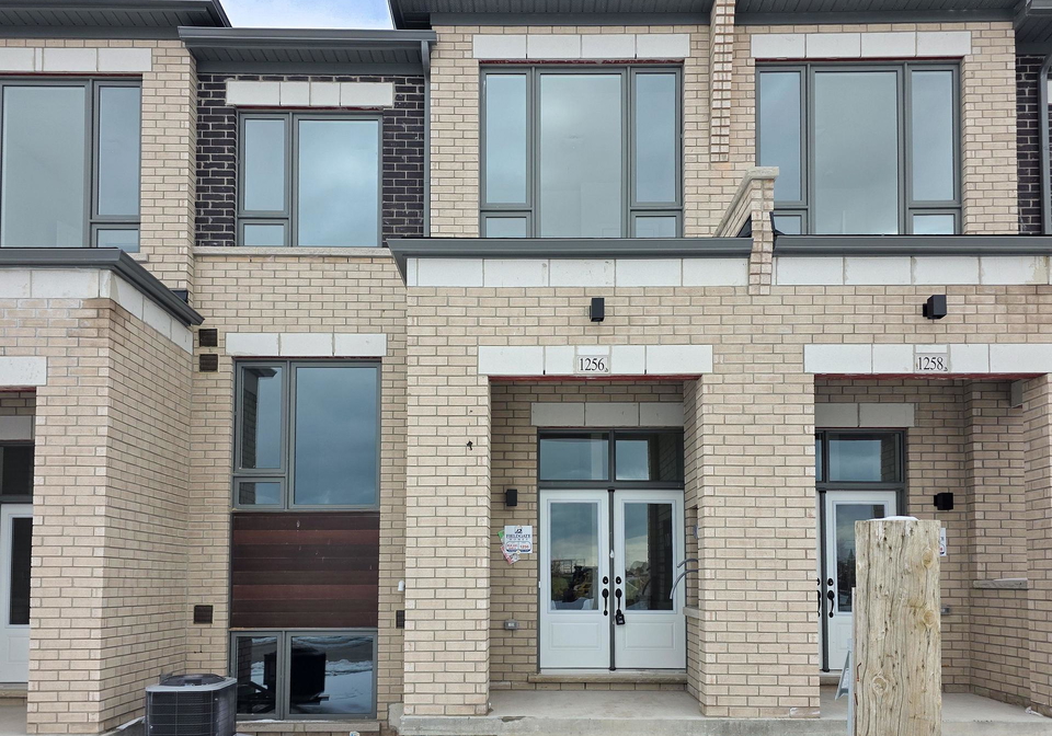 1256-elizabeth-mackenzie-drive-pickering-ontario-e12824818