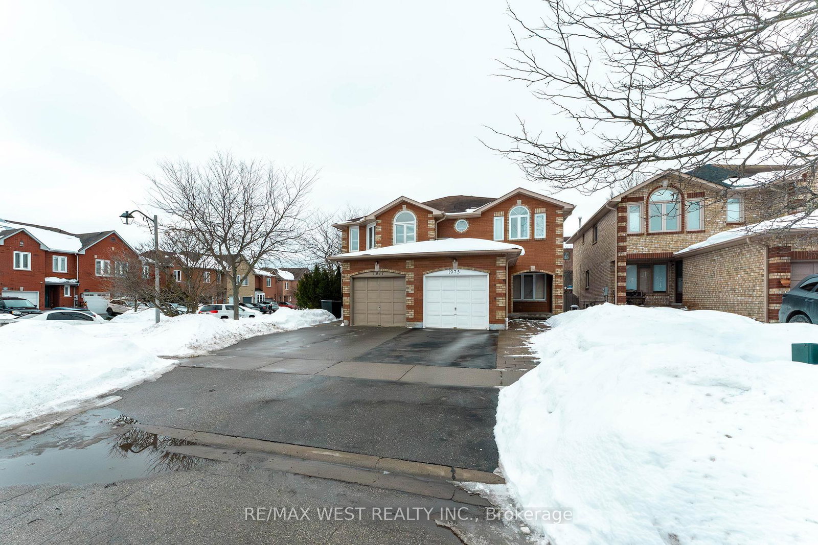 1977-pine-grove-avenue-pickering-ontario-e12825078