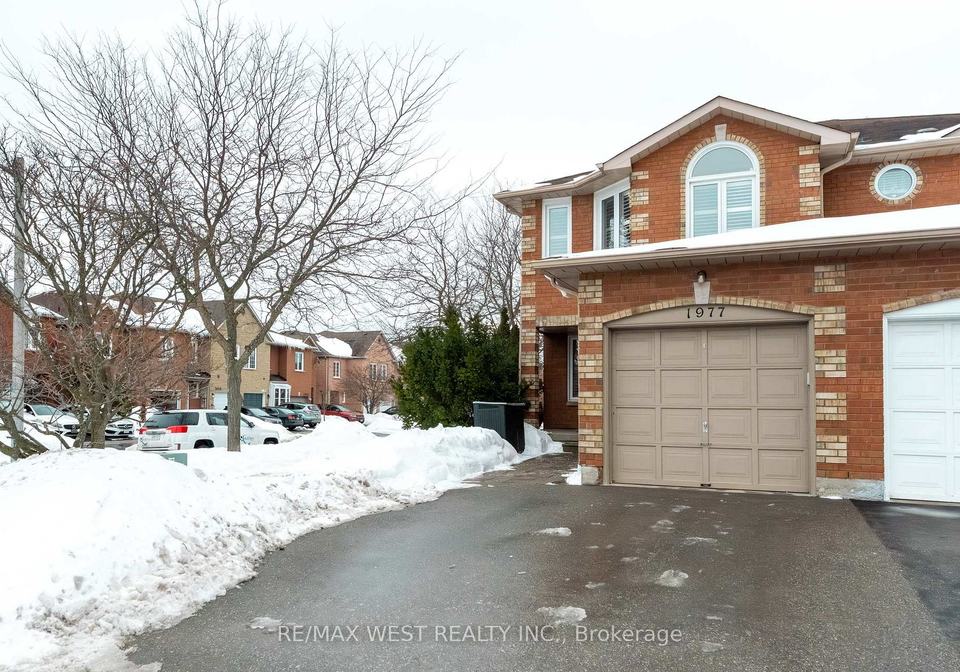 1977-pine-grove-avenue-pickering-ontario-e12825078