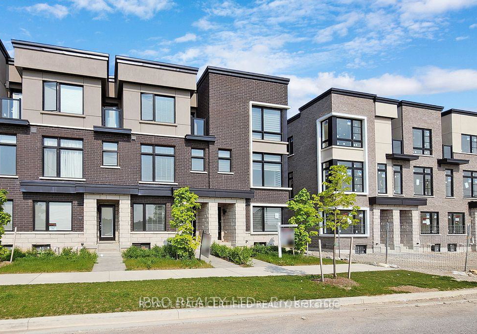 2614-castlegate-crossing-pickering-ontario-e12825262