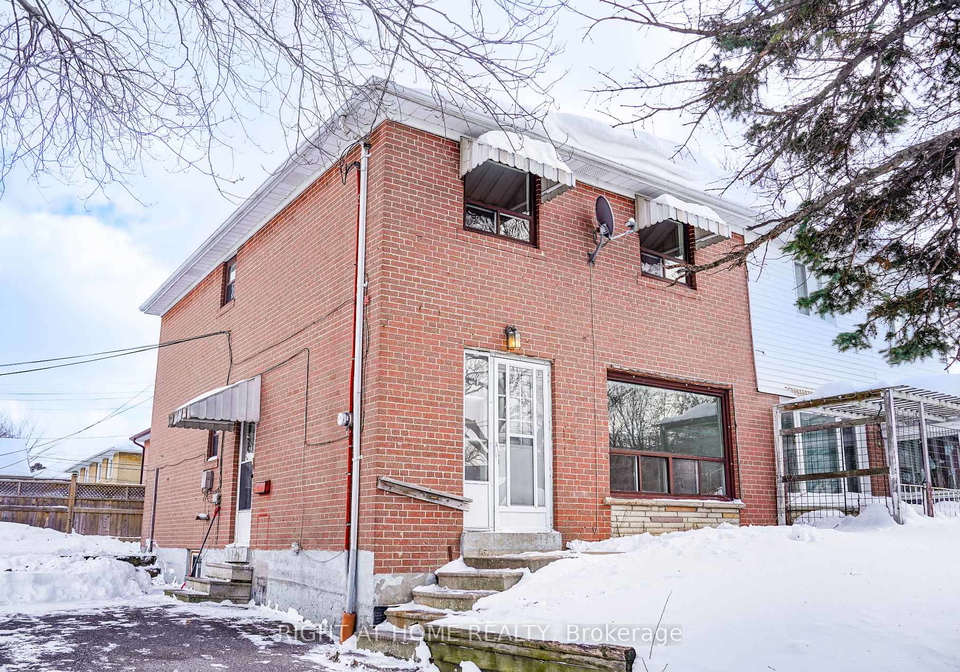 4-pender-crescent-scarborough-ontario-e12825406
