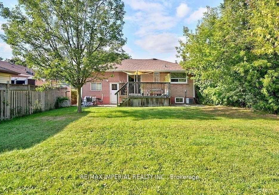 711-gilbert-street-w-whitby-ontario-e12825904