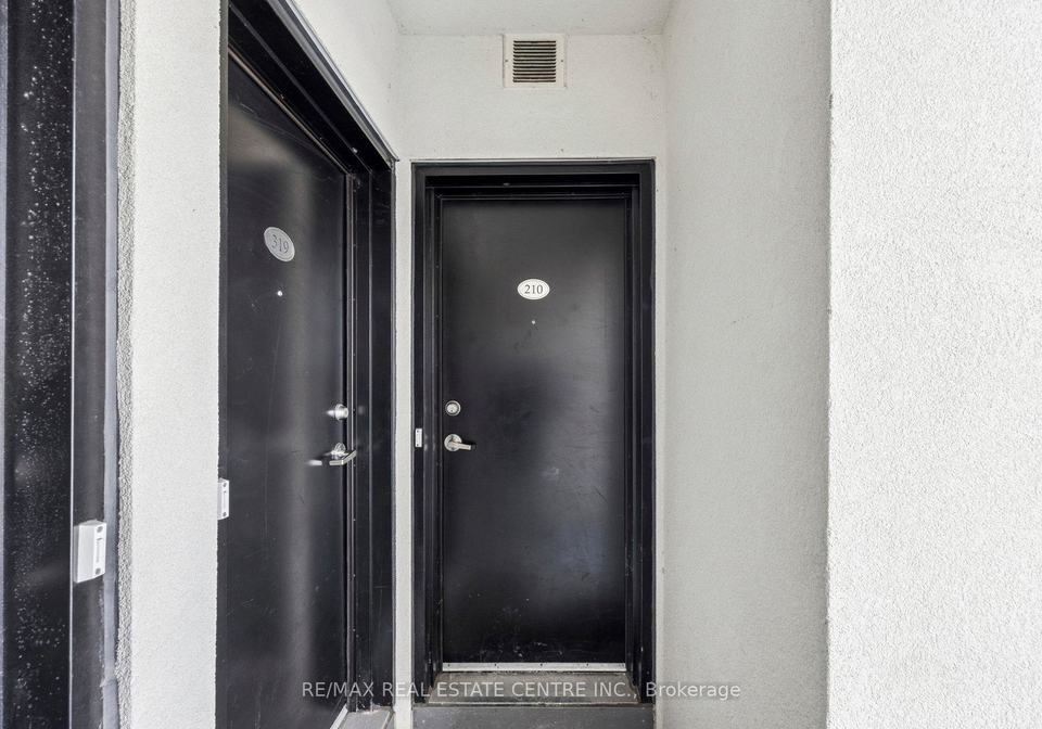 8835-sheppard-avenue-e-scarborough-ontario-e12826076