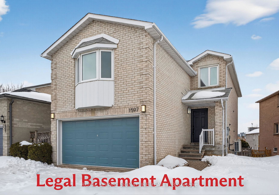 1597-kelvinway-lane-pickering-ontario-e12826564