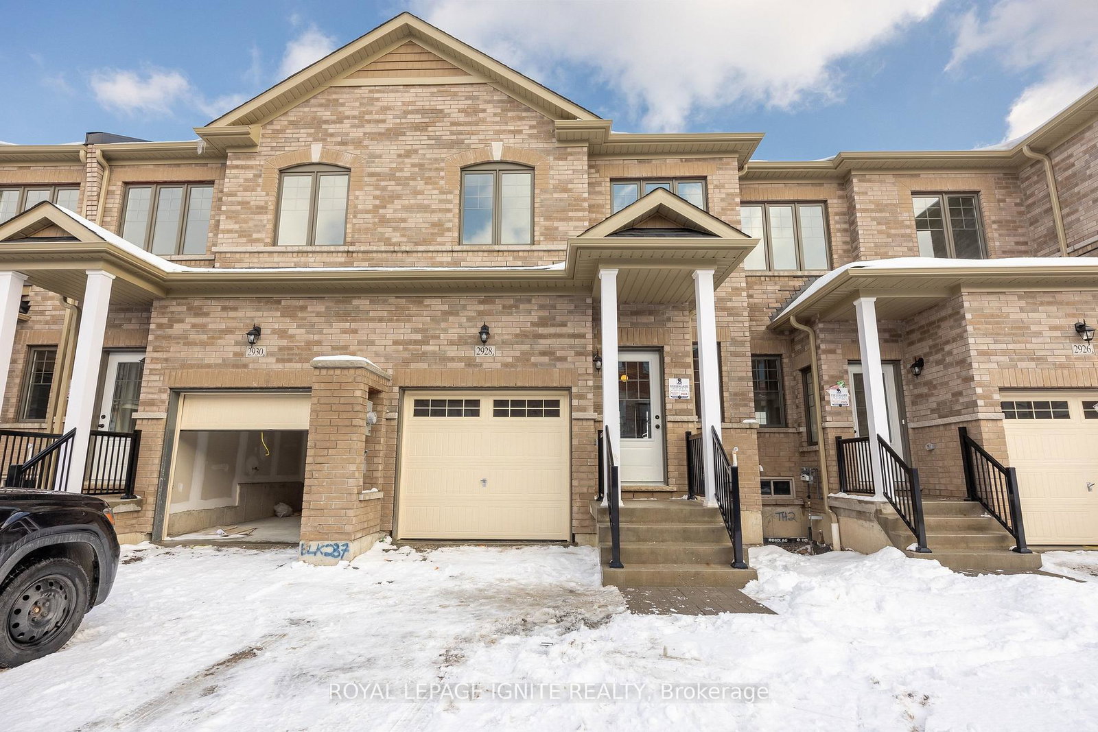 2928-peter-mattews-drive-pickering-ontario-e12828694
