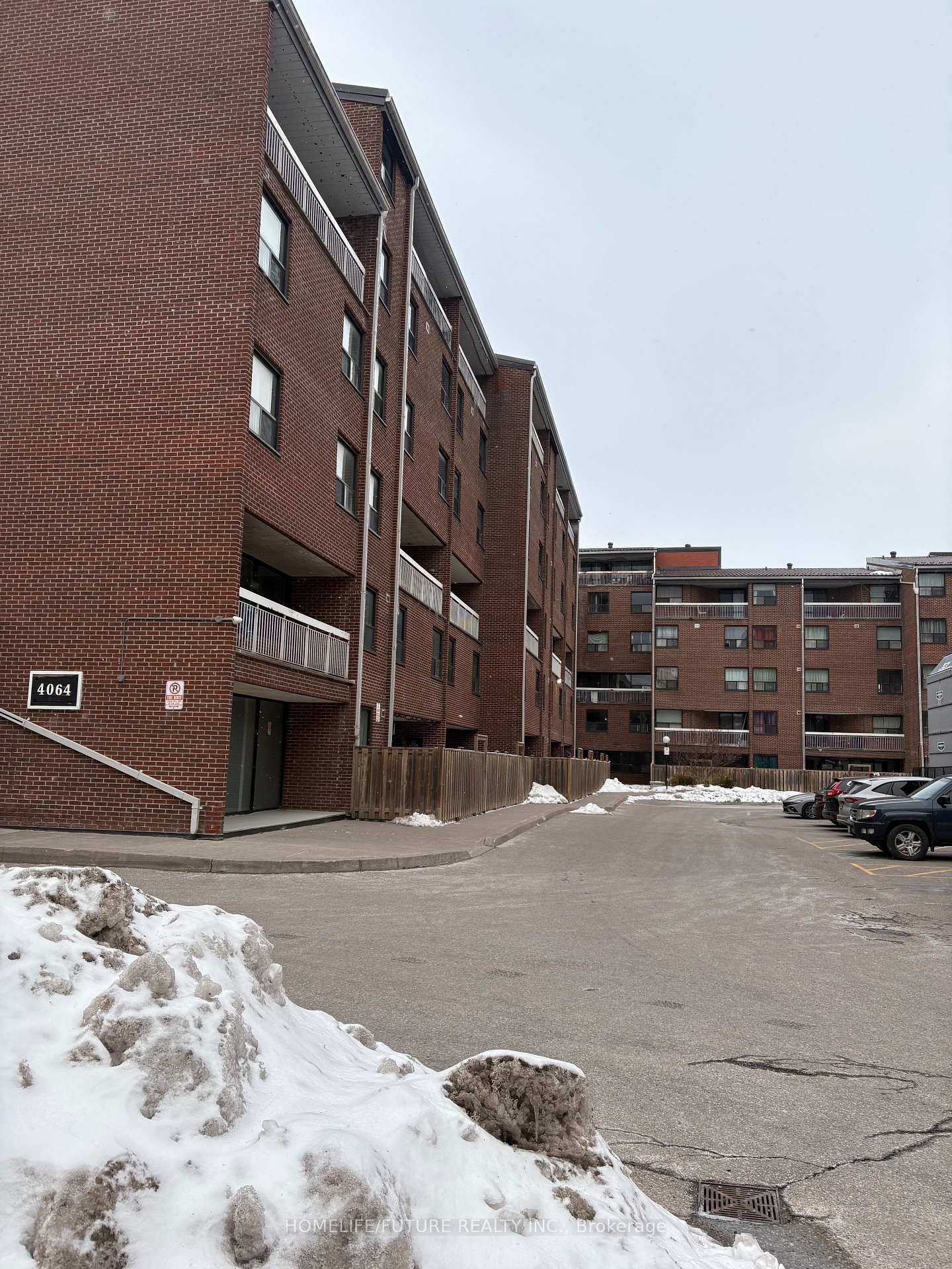 4064-lawrence-avenue-e-scarborough-ontario-e12830010