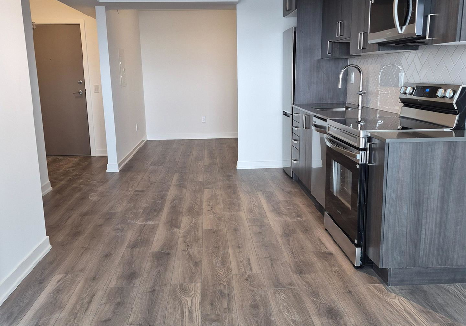 1010-sandy-beach-road-pickering-ontario-e12830252
