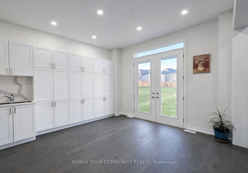 226-miyako-court-oshawa-ontario-e12831178