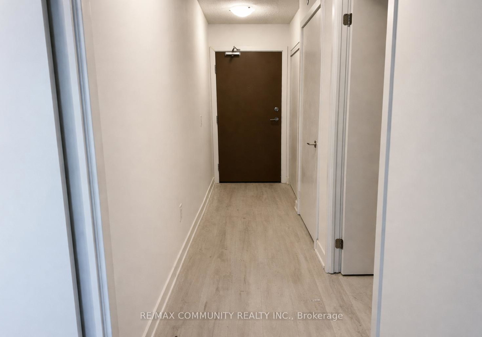 1010-sandy-beach-road-pickering-ontario-e12831380