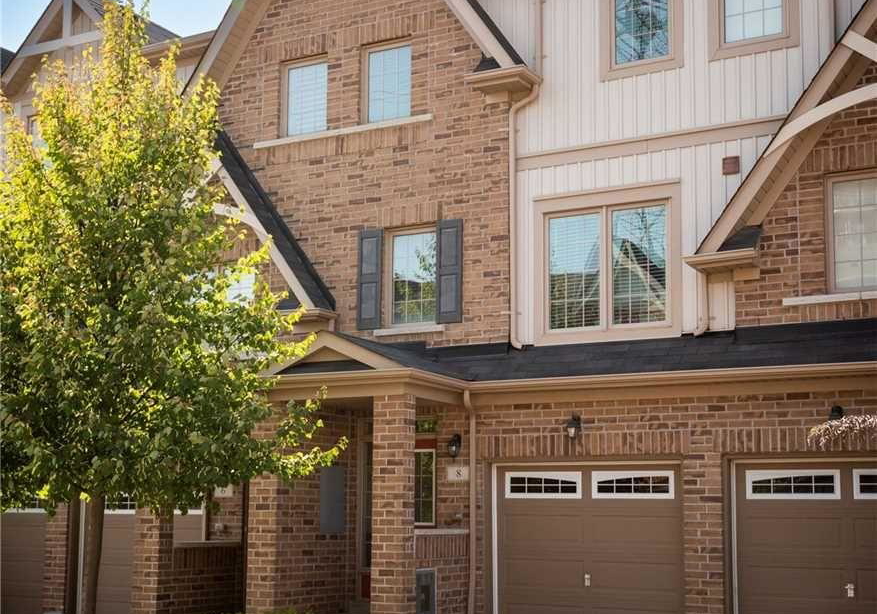 8-magpie-way-whitby-ontario-e12832202